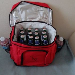 Insulated tote bag holds a lot see photo